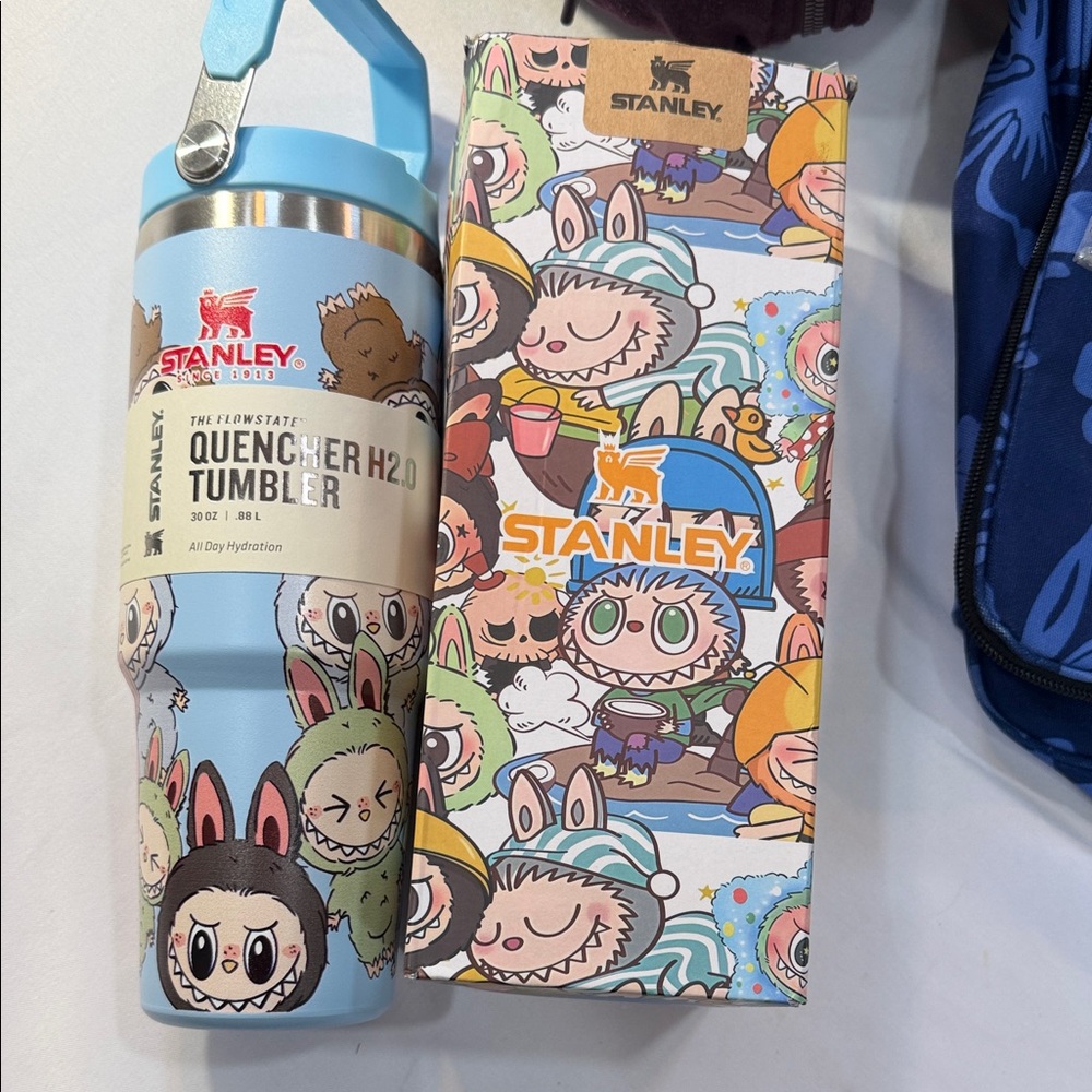 Stanley Light Blue Quencher H2.0 Tumbler with Playful Box